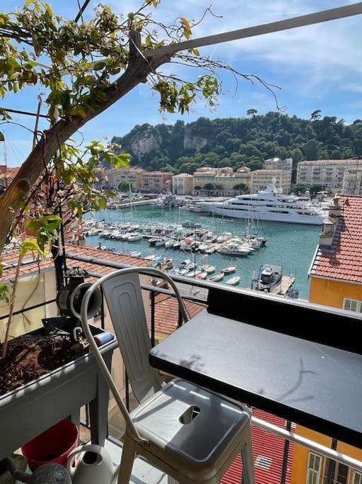 Apartment Dernier Etage Port De Nizza